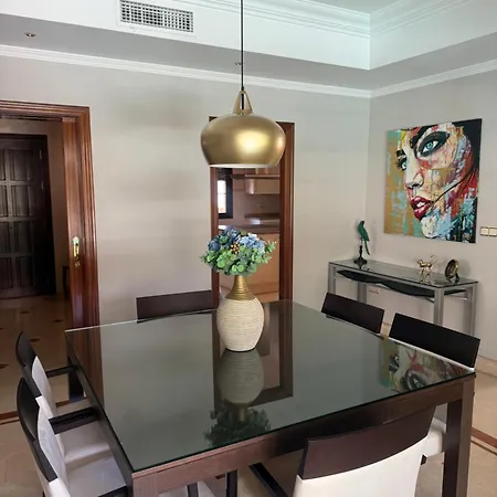 Villa Family Friendly Next To Puerto Banus Marbella