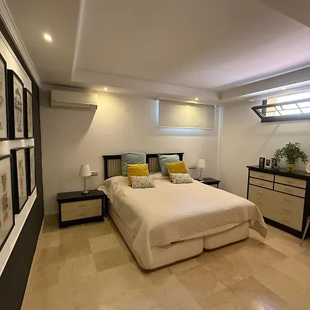 Family Friendly Next To Puerto Banus Villa *