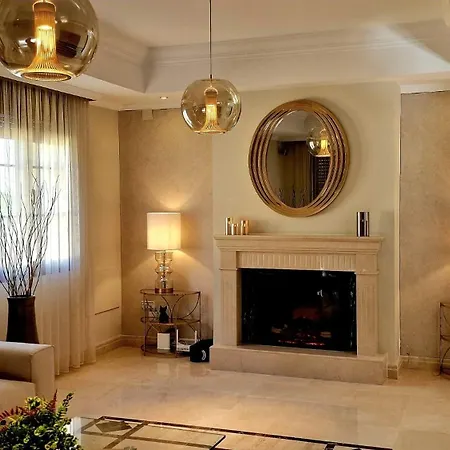 Family Friendly Next To Puerto Banus Villa