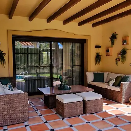 Villa Family Friendly Next To Puerto Banus Marbella