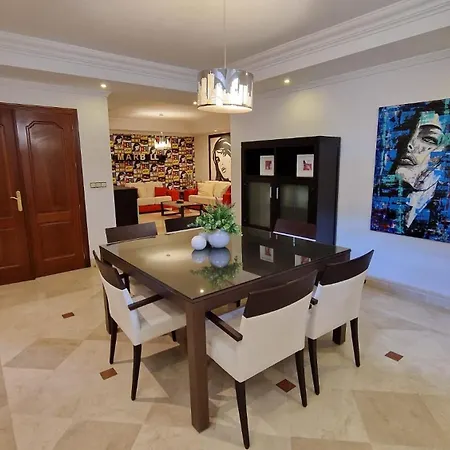 Family Friendly Next To Puerto Banus Villa