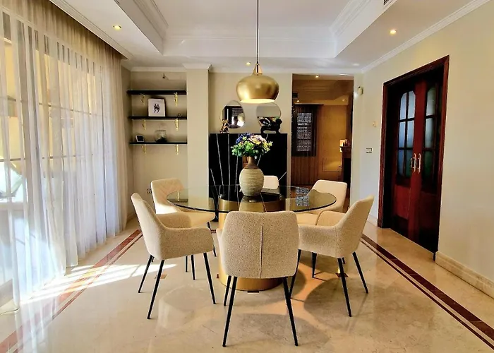 Villa Family Friendly Next To Puerto Banus