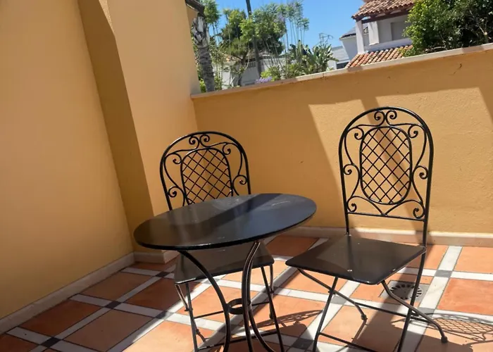 Family Friendly Next To Puerto Banus Villa Marbella